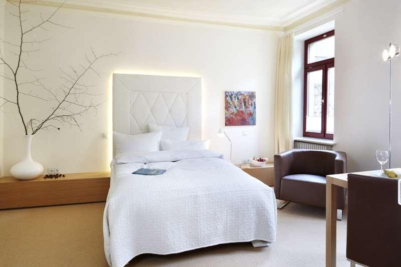 Parkhotel Pforzheim Oda fotoğraf