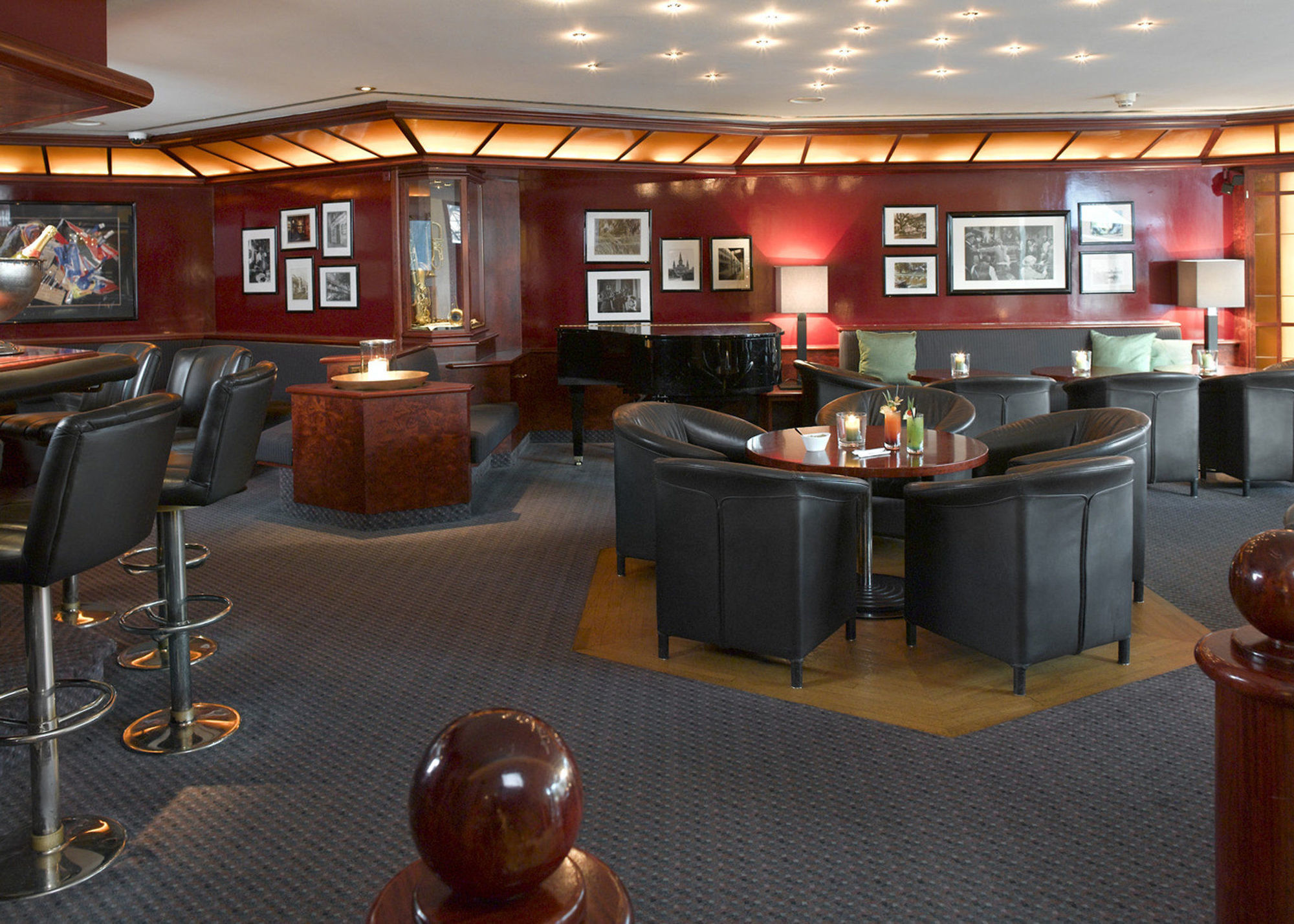 Parkhotel Pforzheim Restoran fotoğraf