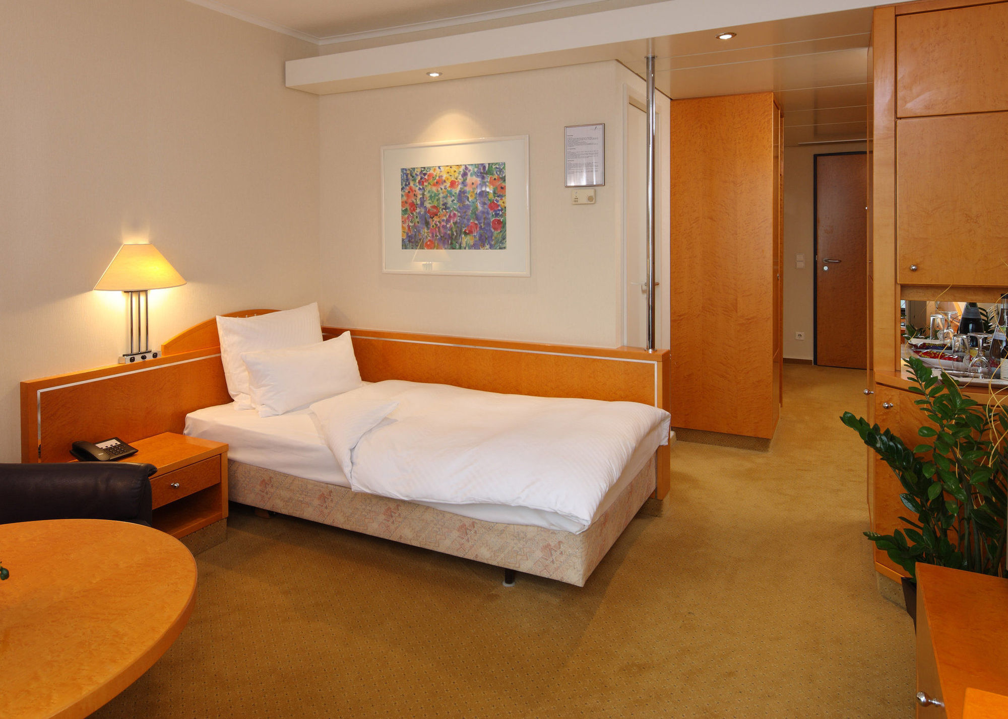 Parkhotel Pforzheim Oda fotoğraf